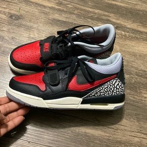 Nike Air Jordan CD9054-006 Size 7Y boys sneakers